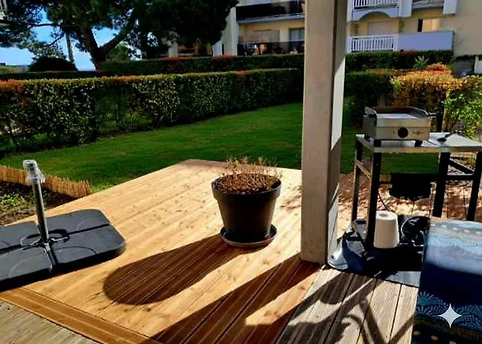 67 M2 Avec 100 M2 Jardin Privatif Reservable Uniquement Par Periode De 7 Jours Minimum Du Samedi Au Samedi Apartment *